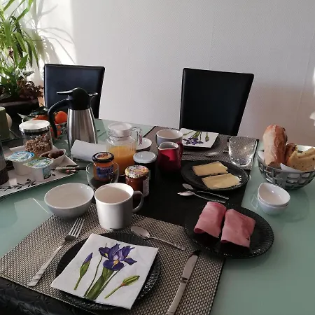 Alojamento de Acomodação e Pequeno-almoço Les Iris